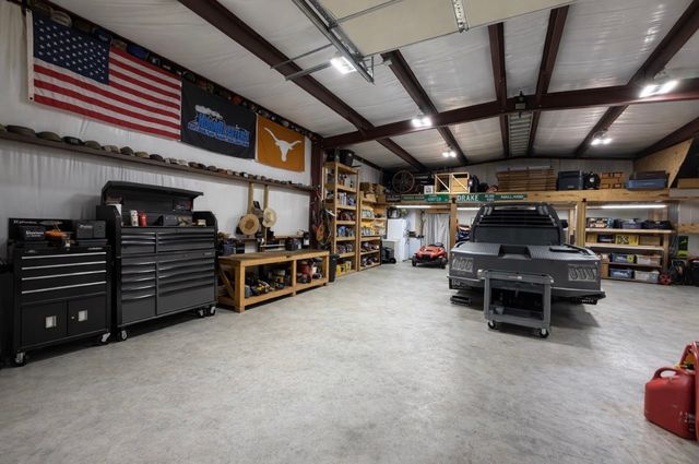 104 Smokey Branch, Weatherford, TX 76085