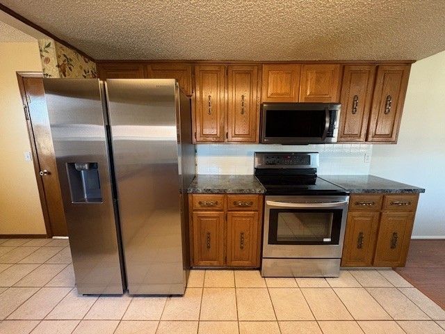 2822 Highland Drive, Rogers, AR 72756