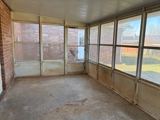 2822 Highland Drive, Rogers, AR 72756