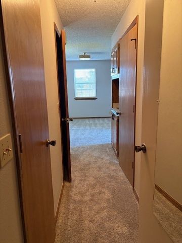 2822 Highland Drive, Rogers, AR 72756