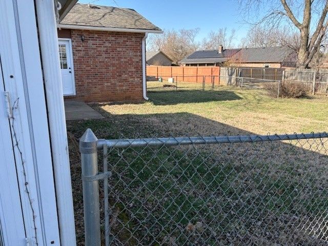 2822 Highland Drive, Rogers, AR 72756