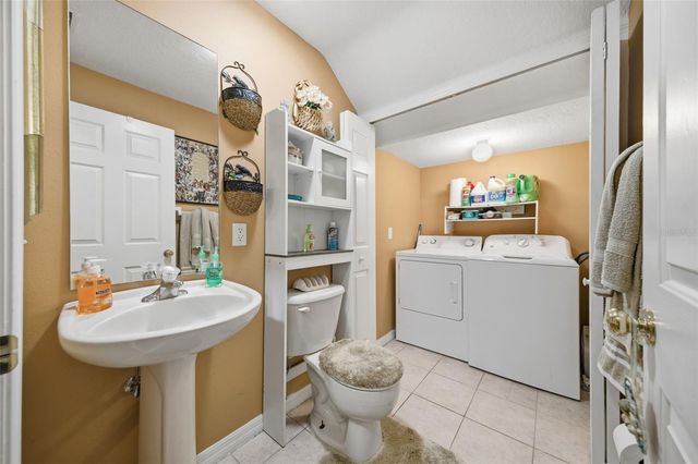 192 COQUINA BAY DRIVE, St Petersburg, FL 33705