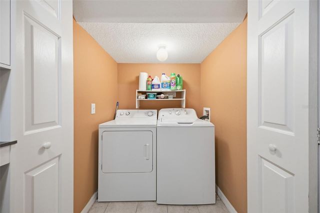 192 COQUINA BAY DRIVE, St Petersburg, FL 33705