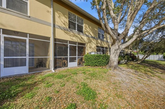 192 COQUINA BAY DRIVE, St Petersburg, FL 33705