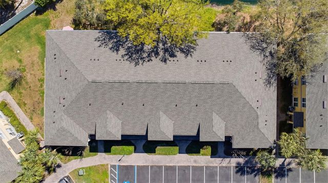 192 COQUINA BAY DRIVE, St Petersburg, FL 33705