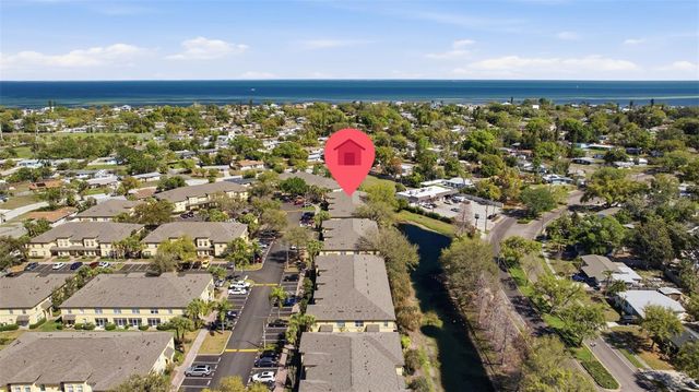 192 COQUINA BAY DRIVE, St Petersburg, FL 33705