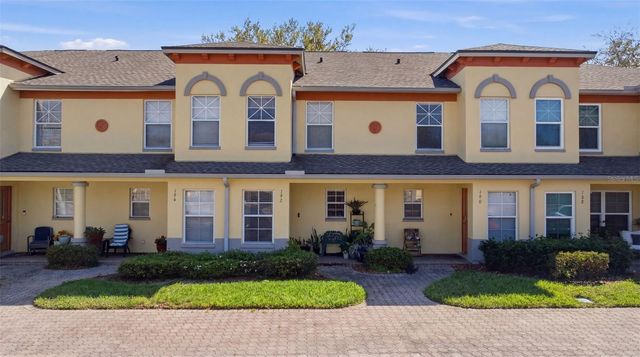 192 COQUINA BAY DRIVE, St Petersburg, FL 33705