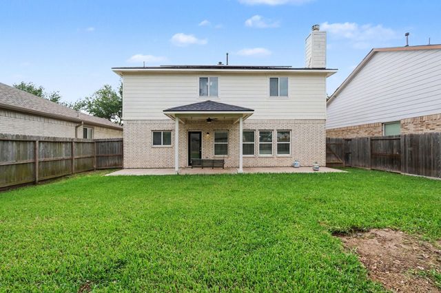 2705 Golden Creek Lane, Pearland, TX 77584