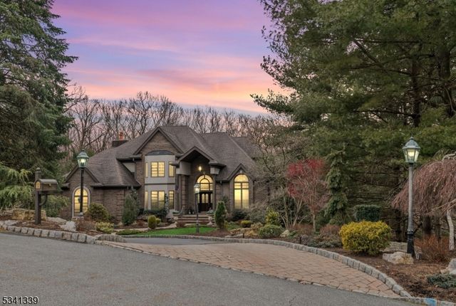 23 Horizon Dr, Wayne Twp., NJ 07470