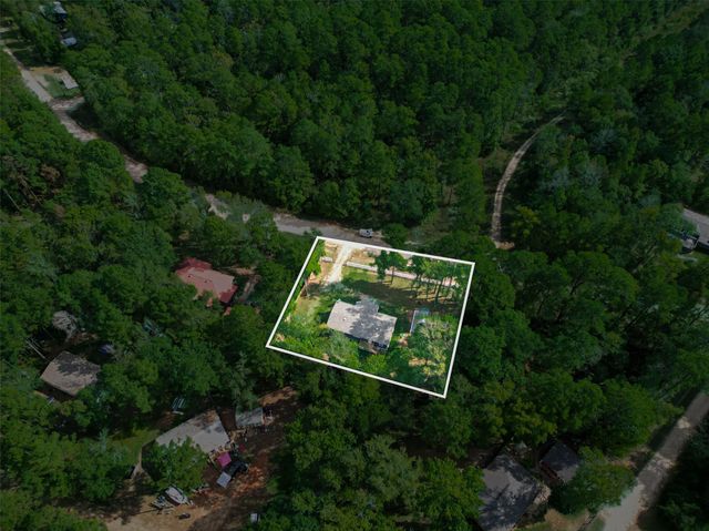 551 Loan Oak Drive, Oakhurst, TX 75359