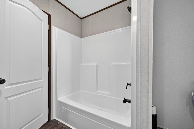 551 Loan Oak Drive, Oakhurst, TX 75359