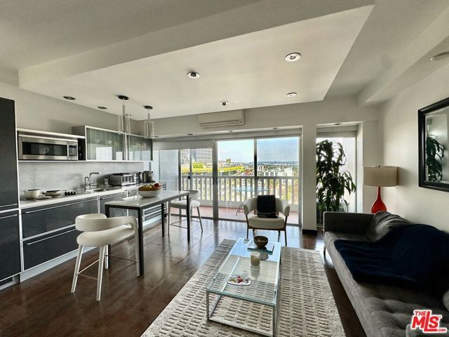 999 N Doheny Drive 1207, West Hollywood, CA 90069