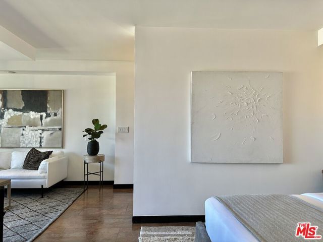 999 N Doheny Drive 1207, West Hollywood, CA 90069