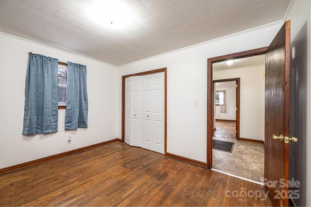 1214 Dry Ponds Road, Granite Falls, NC 28630