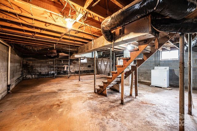 1214 Dry Ponds Road, Granite Falls, NC 28630