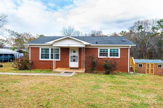1214 Dry Ponds Road, Granite Falls, NC 28630