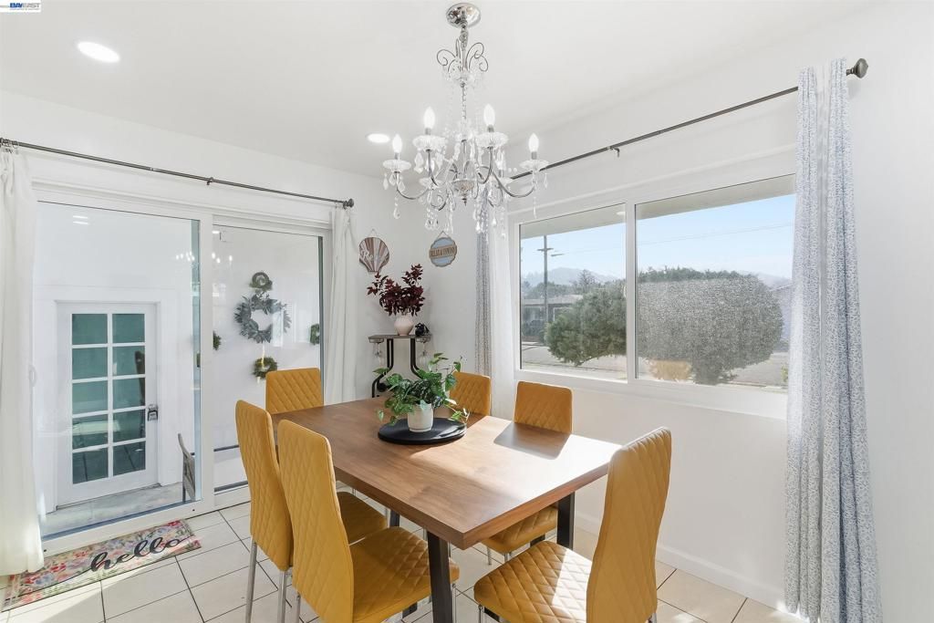 Image 27 of property listing at 1382 Donna Street, Novato, CA 94947