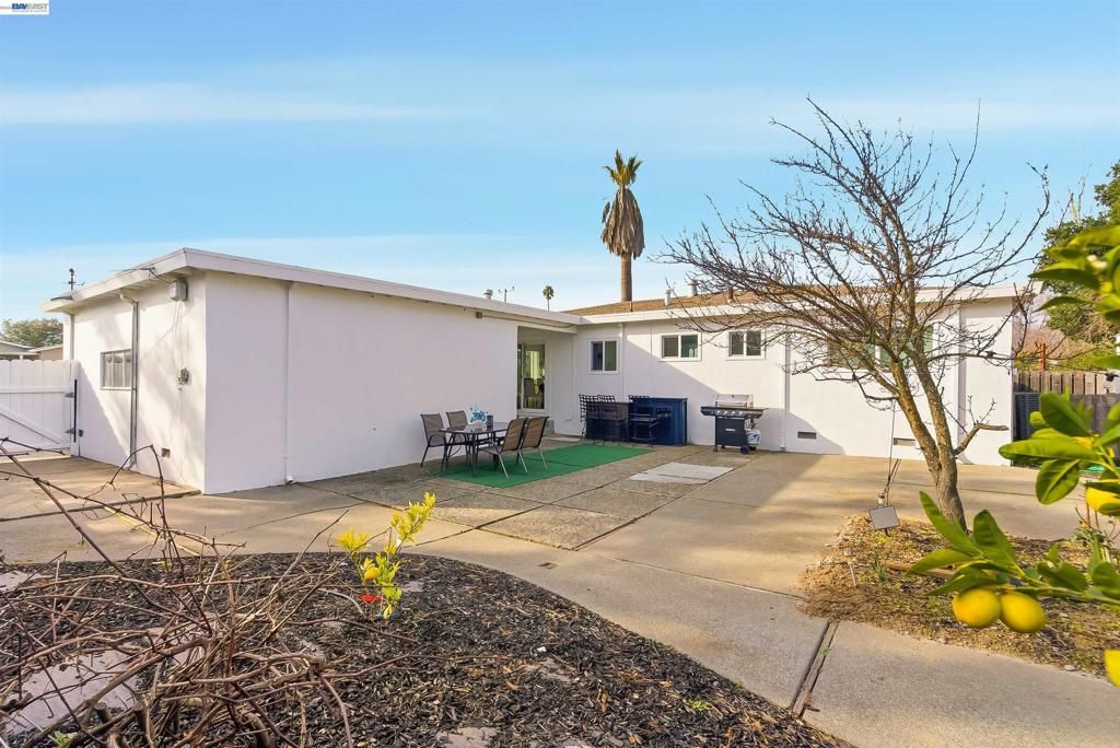 Image 57 of property listing at 1382 Donna Street, Novato, CA 94947