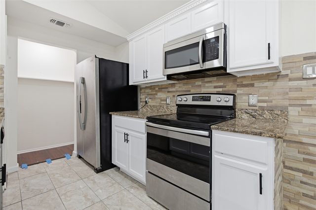 3728 Flintwood Trail, Fort Worth, TX 76137