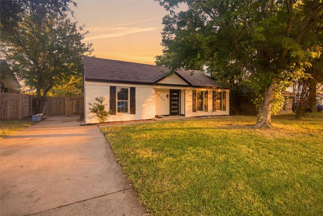 3728 Flintwood Trail, Fort Worth, TX 76137