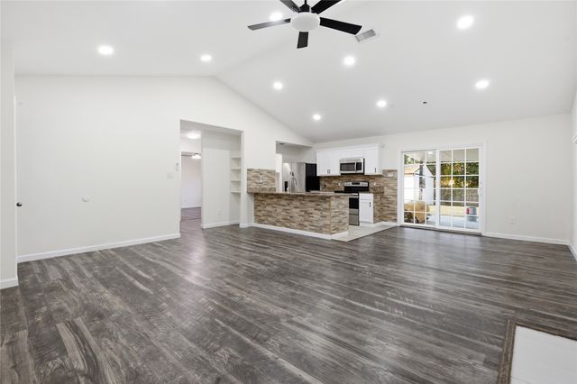 3728 Flintwood Trail, Fort Worth, TX 76137