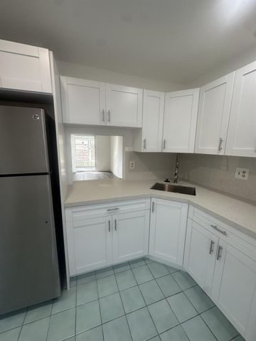 5860 NW 64th Avenue 307, Fort Lauderdale, FL 33319