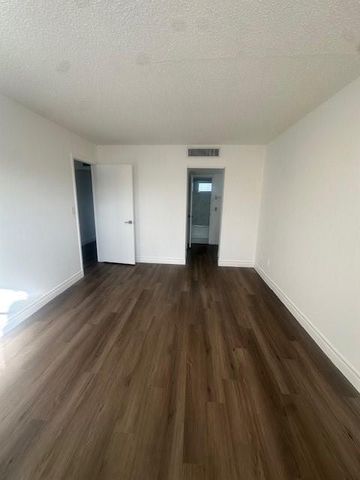 5860 NW 64th Avenue 307, Fort Lauderdale, FL 33319