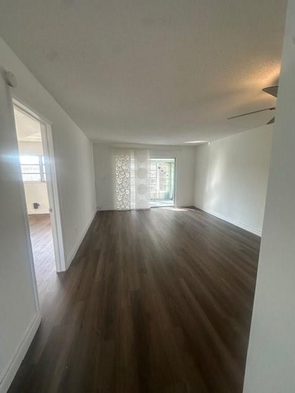 5860 NW 64th Avenue 307, Fort Lauderdale, FL 33319