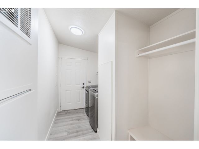 597 BARLEY St, Woodburn, OR 97071