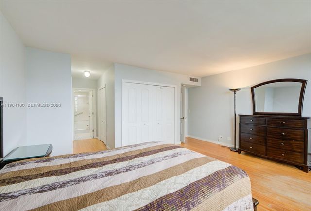 1001 91st St 701, Bay Harbor Islands, FL 33154