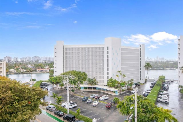 1001 91st St 701, Bay Harbor Islands, FL 33154