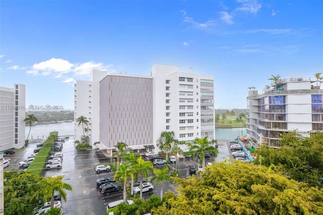 1001 91st St 701, Bay Harbor Islands, FL 33154