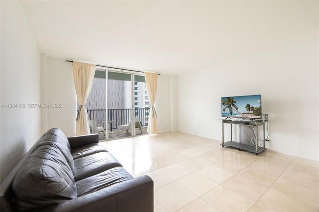 1001 91st St 701, Bay Harbor Islands, FL 33154