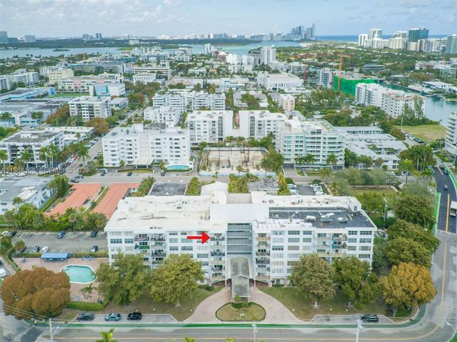 1001 91st St 701, Bay Harbor Islands, FL 33154