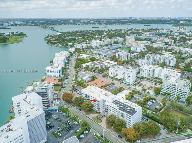 1001 91st St 701, Bay Harbor Islands, FL 33154