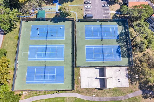 2222 N CYPRESS BEND Drive 201, Pompano Beach, FL 33069