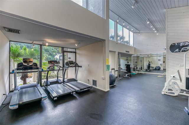 2222 N CYPRESS BEND Drive 201, Pompano Beach, FL 33069