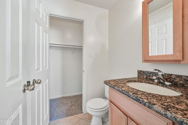 1234 N 36th Street Unit 202, Phoenix, AZ 85008