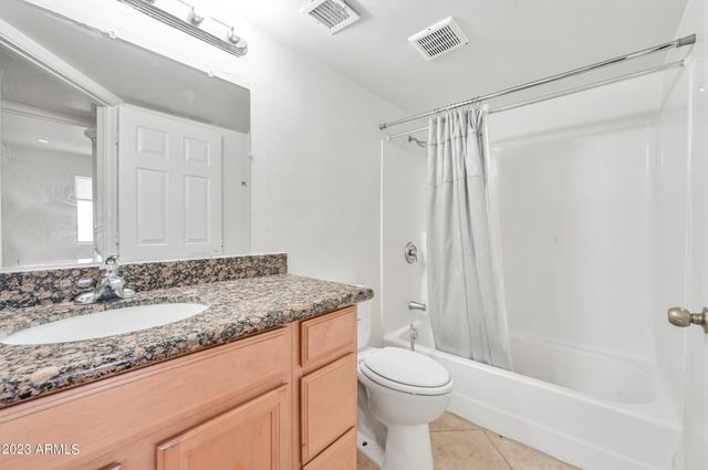 1234 N 36th Street Unit 202, Phoenix, AZ 85008