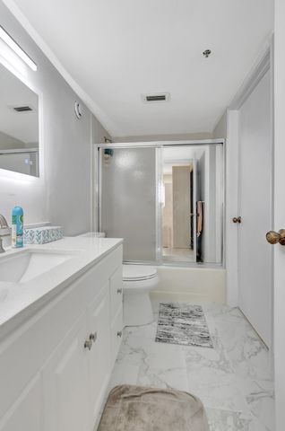 7310 Ashford Place 405, Delray Beach, FL 33446