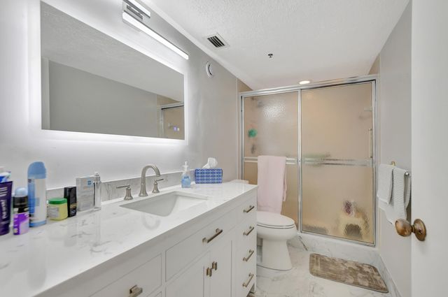 7310 Ashford Place 405, Delray Beach, FL 33446