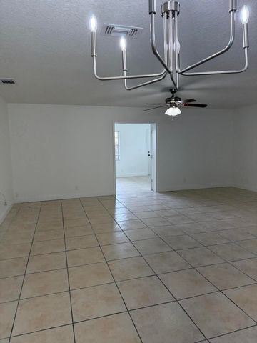 9646 Ohio Place, Boca Raton, FL 33434