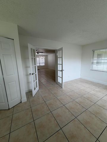 9646 Ohio Place, Boca Raton, FL 33434