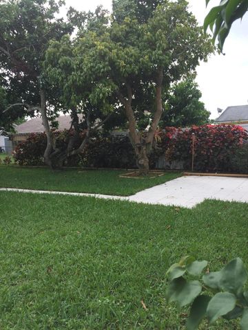 9646 Ohio Place, Boca Raton, FL 33434
