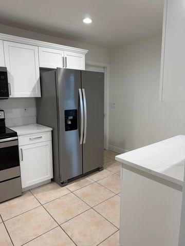 9646 Ohio Place, Boca Raton, FL 33434
