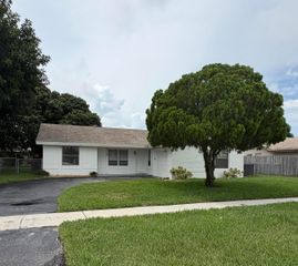 9646 Ohio Place, Boca Raton, FL 33434