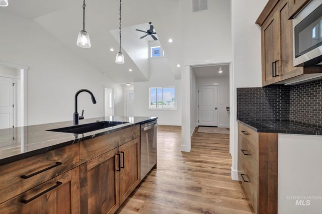 560 Aries Ct., Twin Falls, ID 83301