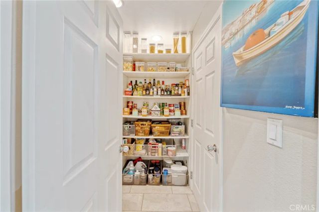 23134 Collins Street, Woodland Hills, CA 91367