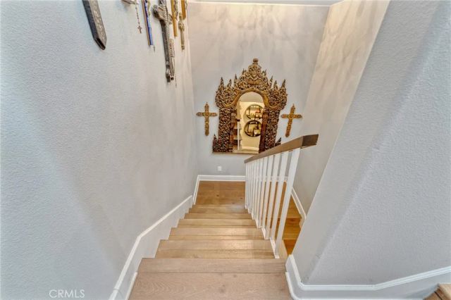 23134 Collins Street, Woodland Hills, CA 91367