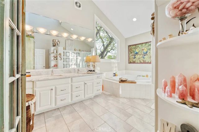 23134 Collins Street, Woodland Hills, CA 91367